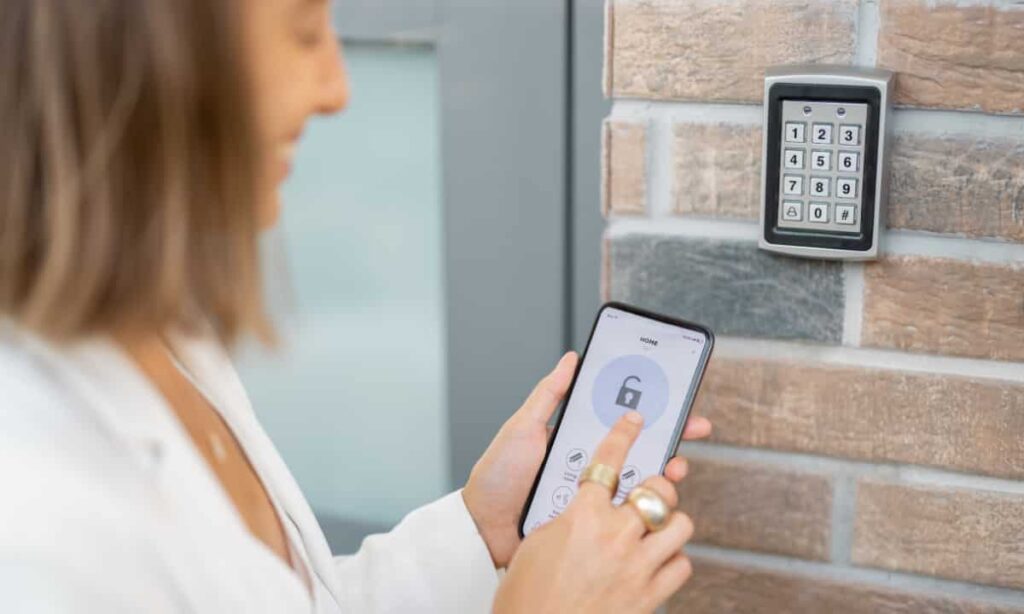 Safety issues of smart key locks.